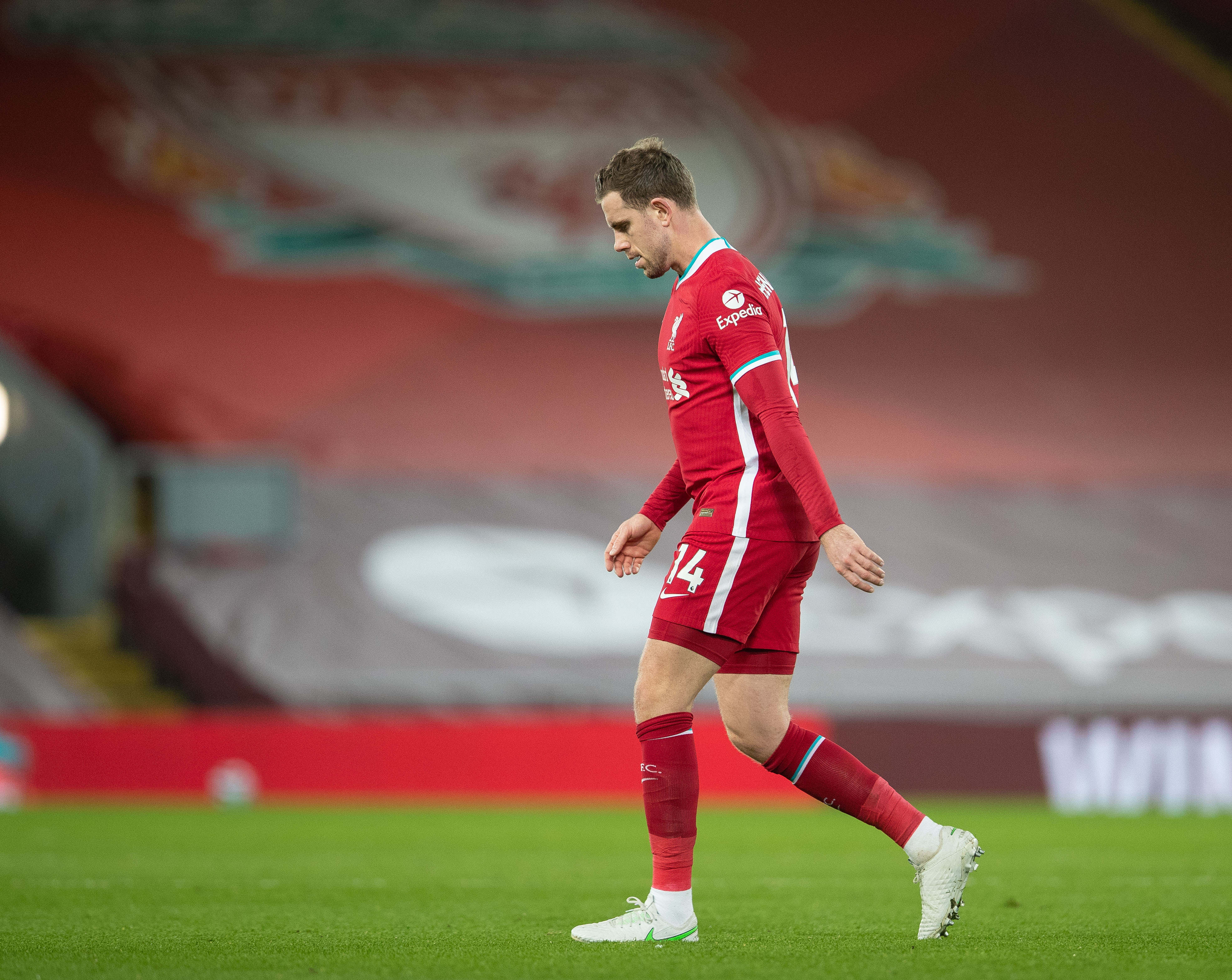 斯洛特：上赛季换上若塔就扳平了，表现远未达标我负全责（斯洛特承认球队表现不达标：我负全责，曾在上季换上若塔扳平）