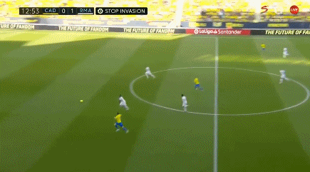 篮球篮网结束连败，全队积极庆祝（篮网止住连败，全队热烈庆祝）