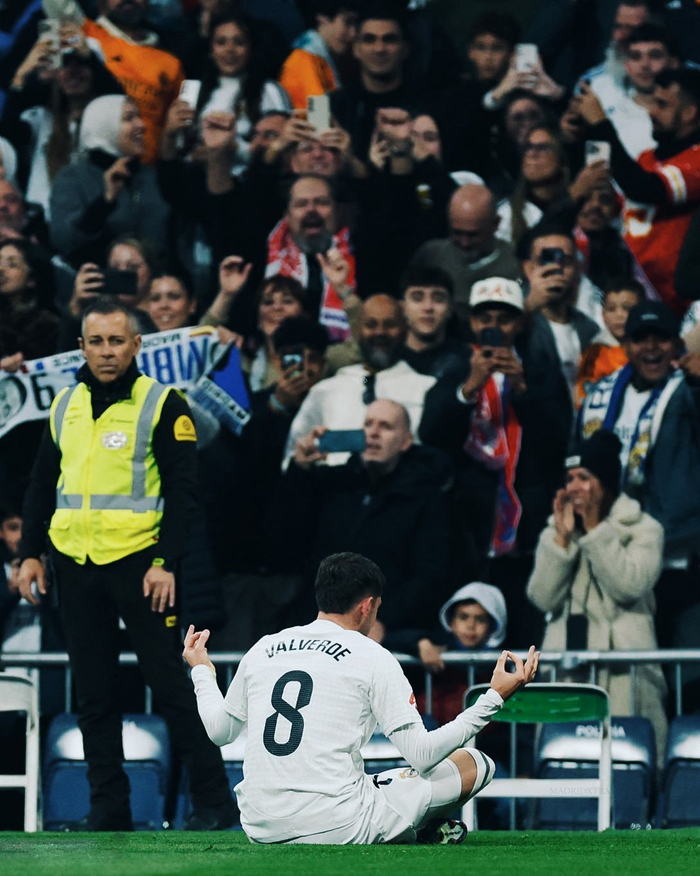 每体：拜仁巴萨有意霍村前锋阿斯拉尼，转会费不超过2500万欧（每体：巴萨、拜仁有意引进霍芬海姆前锋阿斯拉尼，转会费上限2500万欧）