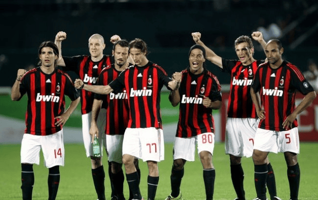 武汉三镇球员邓涵文离队加盟云南玉昆，结束本赛季征程。（武汉三镇邓涵文转会云南玉昆，本赛季就此收官）