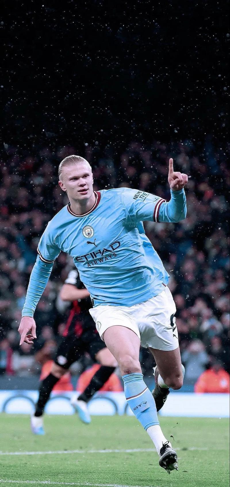 2025-26橄榄球挑战杯R1酋长战胜猎豹（橄榄球挑战杯2025-26赛季首轮：酋长击败猎豹）