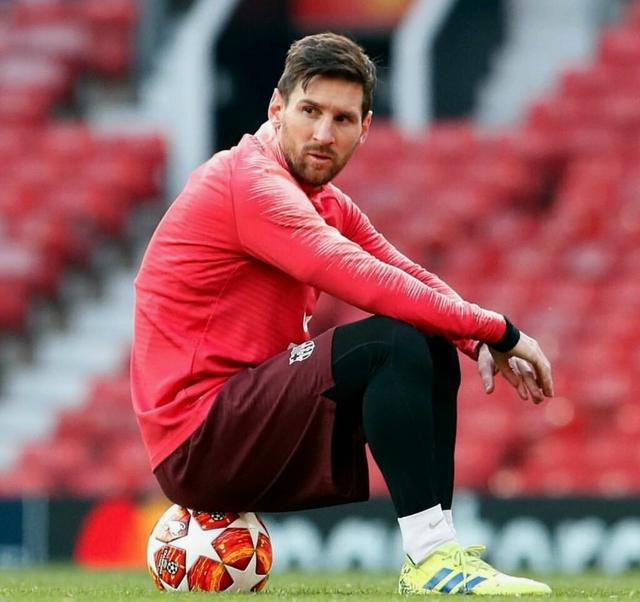 为纪念马拉多纳去世五周年，巴塞罗那阿根廷领事馆举办艺术展（巴塞罗那阿根廷领事馆举办艺术展，致敬马拉多纳逝世五周年）