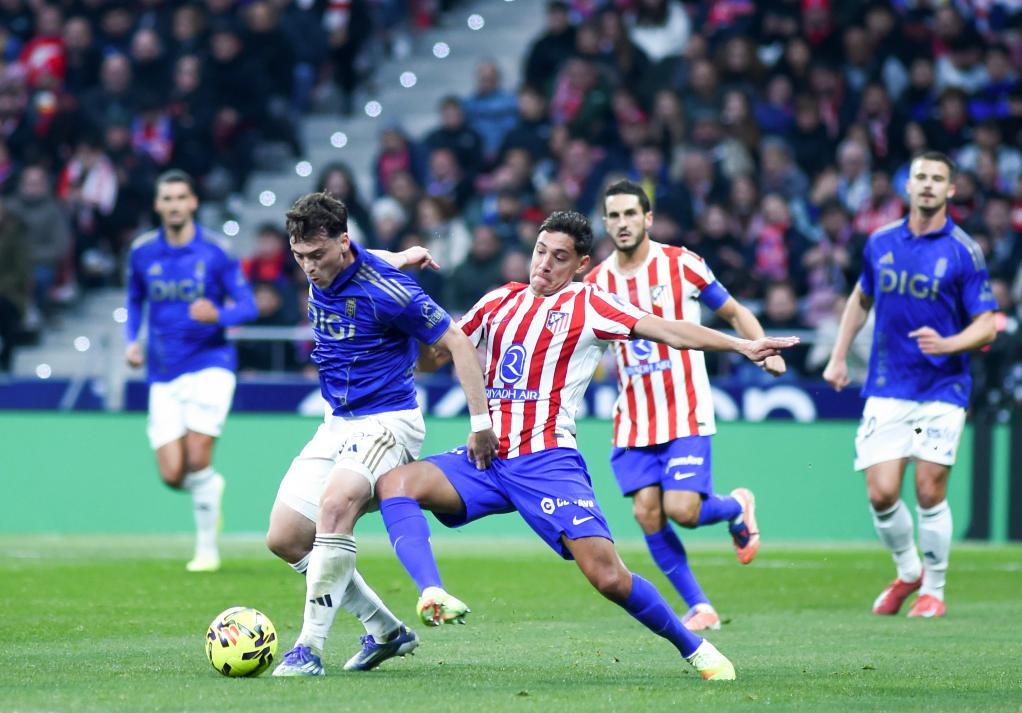 客战那不勒斯替补登场，科斯蒂奇达成尤文生涯100场里程碑（客场对阵那不勒斯，科斯蒂奇替补亮相迎来尤文第100场）