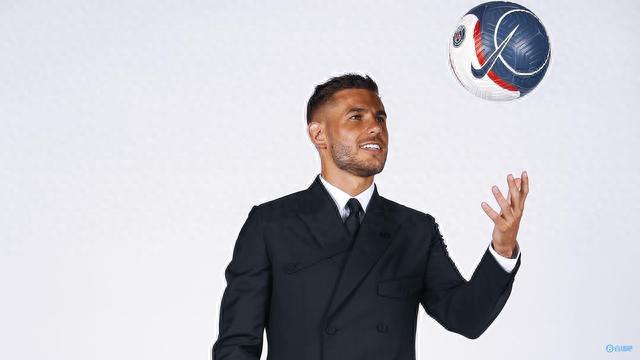 “六连冠”田径老将杨丽婉为聚光灯外的世界呼喊（六冠田径老将杨丽婉，为聚光灯之外的世界发声）