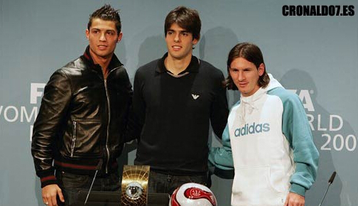 阿连德：这是我第一次拿冠军，也是我第一次戴帽，我很满意（阿连德：首冠到手、处子戴帽，我很满意）